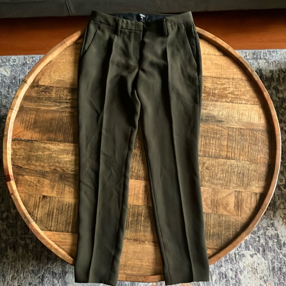 ARITZIA BABATON Kendrick Dress Pant in Tuscan Olive (US 2)